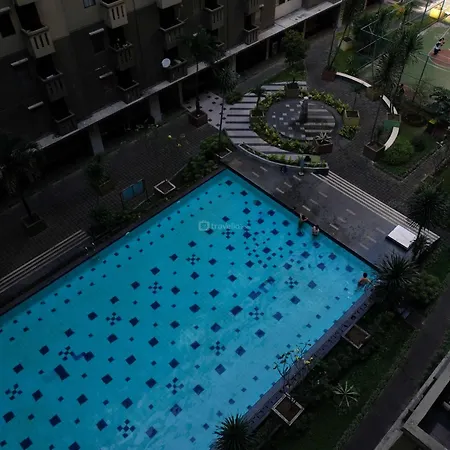 Comfortable And Nice 2Br At Grand Asia Afrika Apartment By Travelio